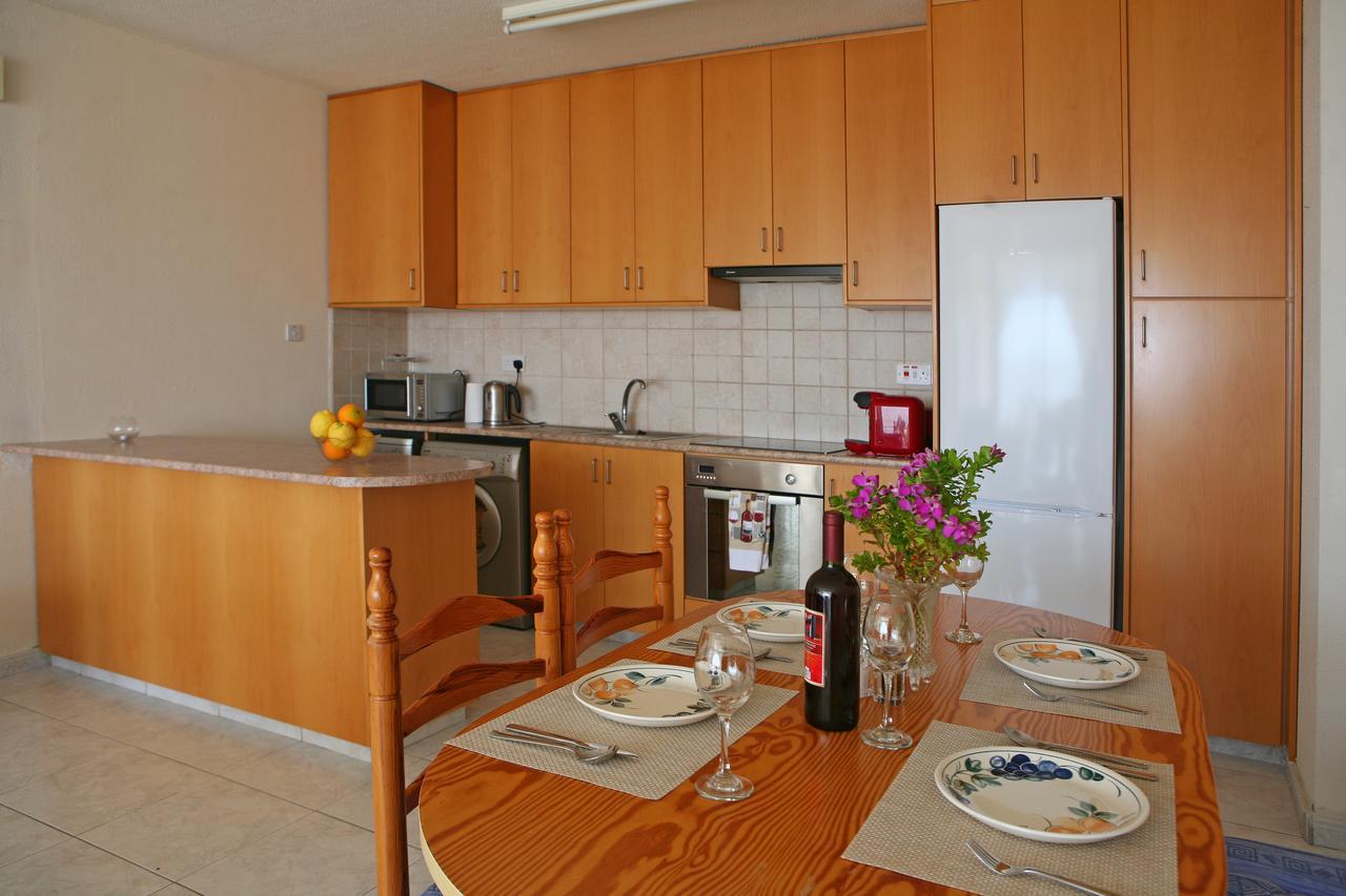 Ambelones Apartments Pissoúri Eksteriør bilde